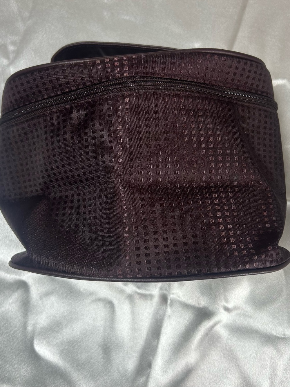 Estee Lauder Black Cosmetic Makeup Bag with Subtle Grid Texture